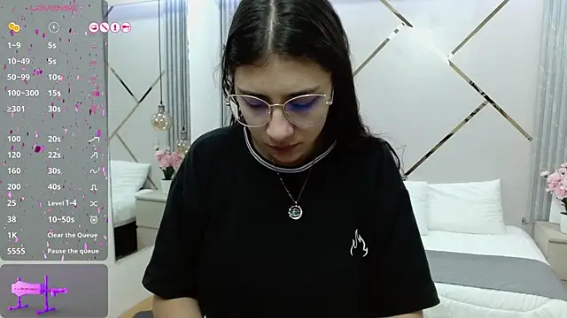 Lita Rogers online show from 12-07-24, 02:35