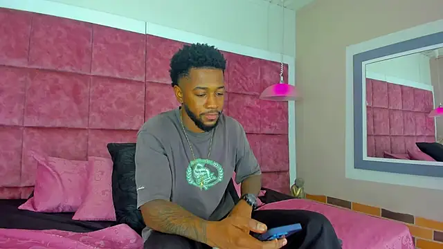 Snapshot of Drake_Nassir4 chatting on 12-28-24, 05:35 Drake Nassir4 online show from 12-28-24, 05:35