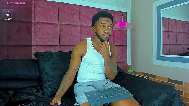 Snapshot of Drake_Nassir4 chatting on 01-03-25, 09:57 Drake Nassir4 online show from 01-03-25, 09:57