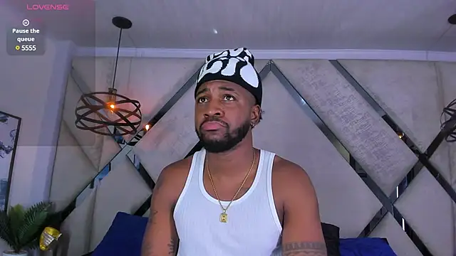 Snapshot of Drake_Nassir4 chatting on 01-08-25, 09:01 Drake Nassir4 online show from 01-08-25, 09:01