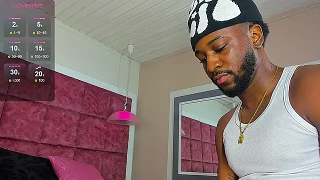 Snapshot of Drake_Nassir4 chatting on 01-11-25, 12:33 Drake Nassir4 online show from 01-11-25, 12:33