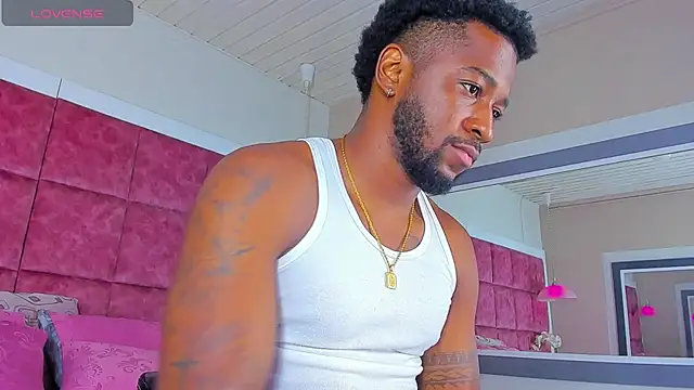 Snapshot of Drake_Nassir4 chatting on 02-07-25, 02:37 Drake Nassir4 online show from 02-07-25, 02:37