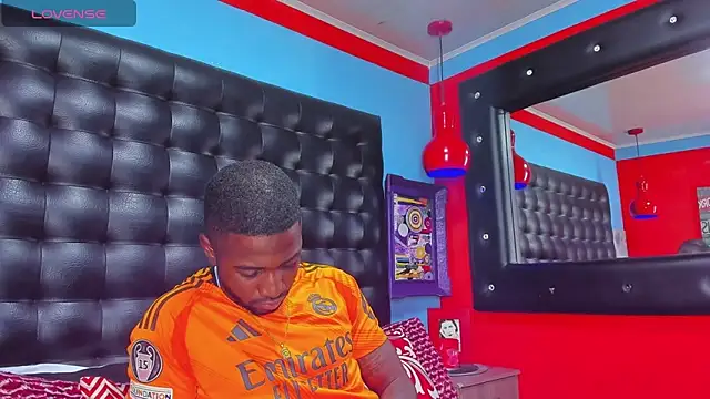 Snapshot of Drake_Nassir4 chatting on 03-12-25, 09:13 Drake Nassir4 online show from 03-12-25, 09:13