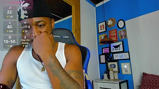 Snapshot of Drake_Nassir4 chatting on 03-16-25, 06:53 Drake Nassir4 online show from 03-16-25, 06:53