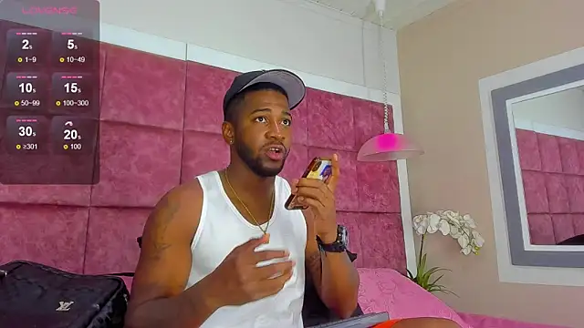 Snapshot of Drake_Nassir4 chatting on 03-18-25, 08:59 Drake Nassir4 online show from 03-18-25, 08:59