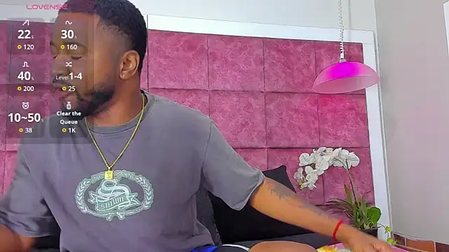 Snapshot of Drake_Nassir4 chatting on 09-11-25, 02:28 Drake Nassir4 online show from 09-11-25, 02:28