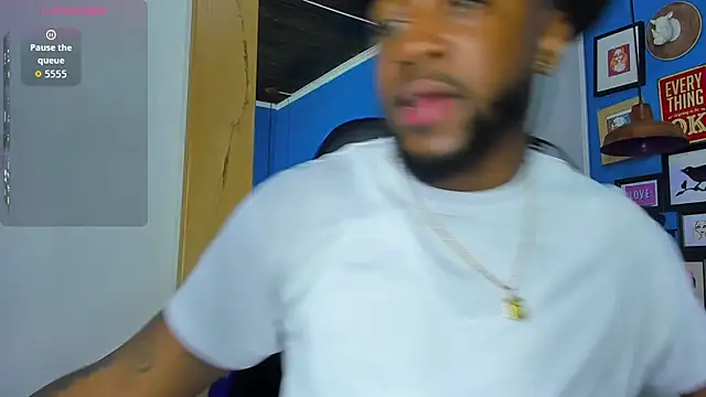 Snapshot of Drake_Nassir4 chatting on 09-15-25, 09:15 Drake Nassir4 online show from 09-15-25, 09:15