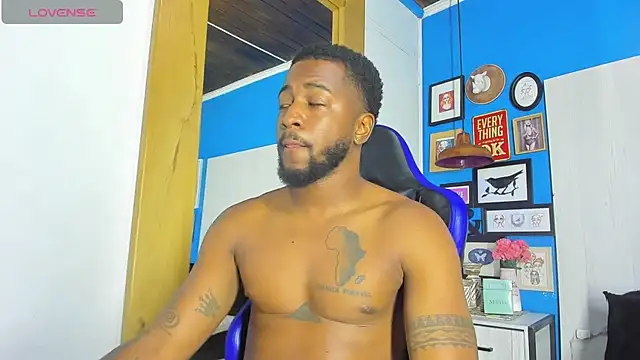 Snapshot of Drake_Nassir4 chatting on 10-20-25, 08:31 Drake Nassir4 online show from 10-20-25, 08:31