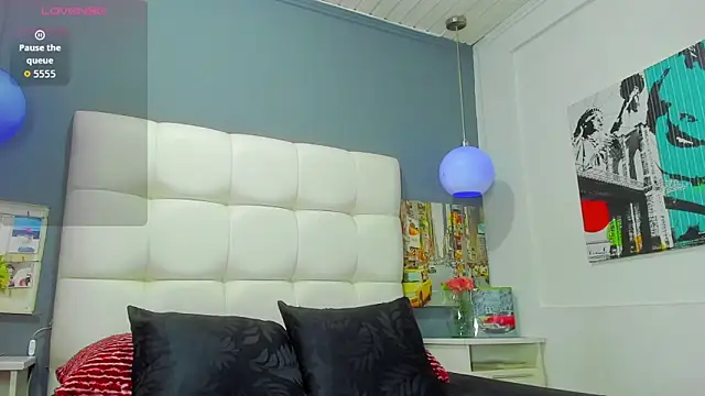 Snapshot of Drake_Nassir4 chatting on 10-24-25, 03:47 Drake Nassir4 online show from 10-24-25, 03:47