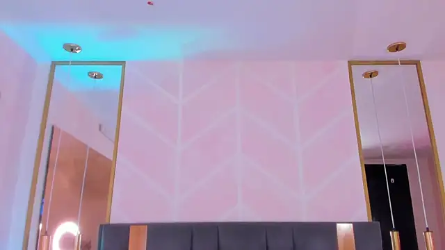 GabyPetit online show from 11-11-25, 08:09