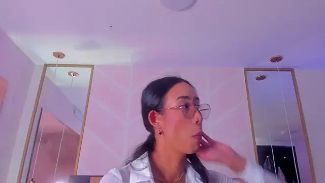 GabyPetit online show from 01-12-26, 08:03