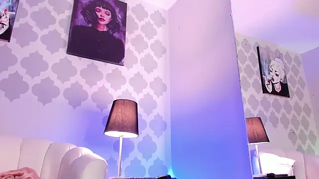 Snapshot of GabyPetit chatting on 04-24-26, 07:49 GabyPetit online show from 04-24-26, 07:49