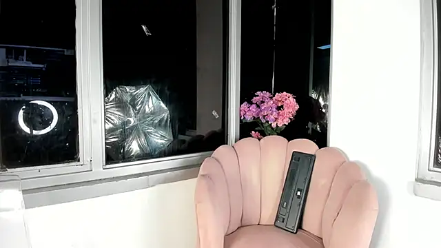 Megan Lim online show from 01-11-25, 10:29