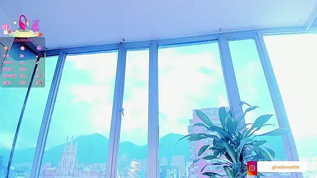 Megan Lim online show from 02-17-25, 01:53