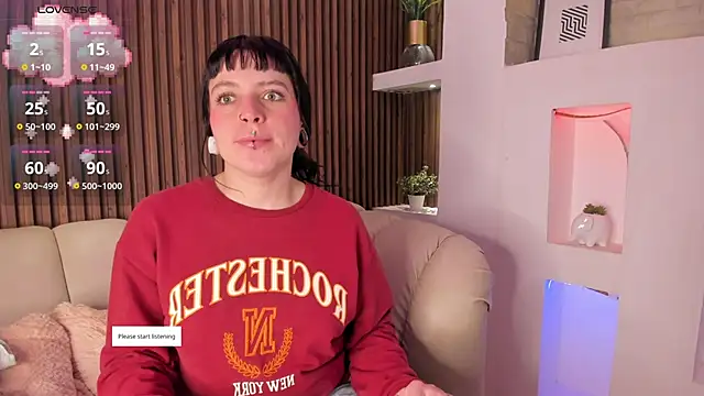 Lucy Smith2 online show from 09-15-25, 07:36