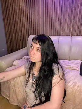 Lucy Smith2 online show from 11-28-25, 03:58