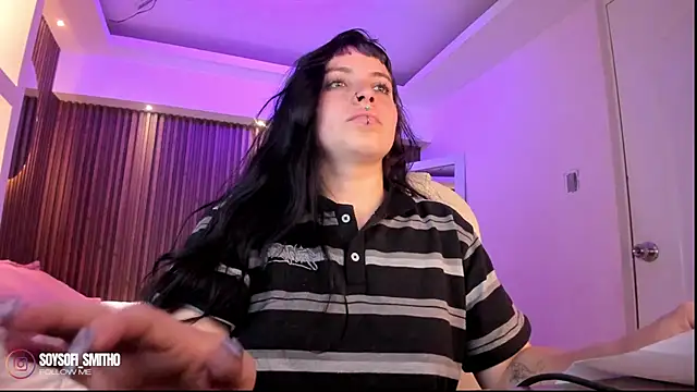 Snapshot of Lucy_Smith2 chatting on 02-13-26, 03:46 Lucy Smith2 online show from 02-13-26, 03:46