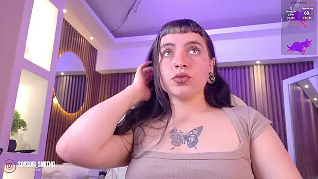 Snapshot of Lucy_Smith2 chatting on 03-09-26, 03:54 Lucy Smith2 online show from 03-09-26, 03:54