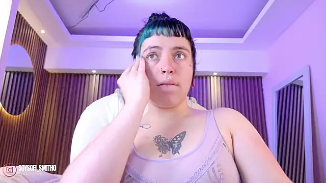 Snapshot of Lucy_Smith2 chatting on 03-25-26, 04:07 Lucy Smith2 online show from 03-25-26, 04:07