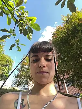 Snapshot of VioletaSubmissive chatting on 03-13-26, 09:43 VioletaSubmissive online show from 03-13-26, 09:43