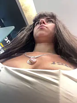 Snapshot of VioletaSubmissive chatting on 03-20-26, 10:58 VioletaSubmissive online show from 03-20-26, 10:58