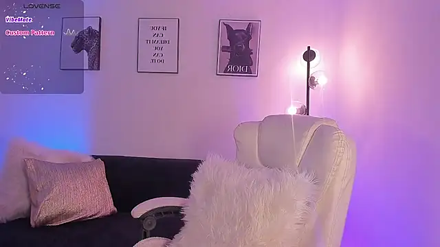 Emilyymilleer  online show from 06-07-26, 05:06
