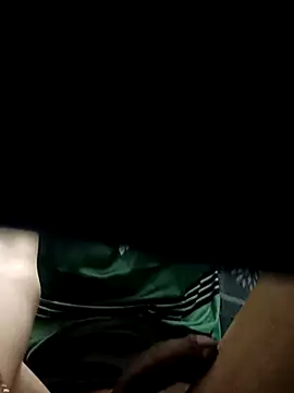 Snapshot of Mr_joh chatting on 11-29-25, 11:19 Mr joh online show from 11-29-25, 11:19