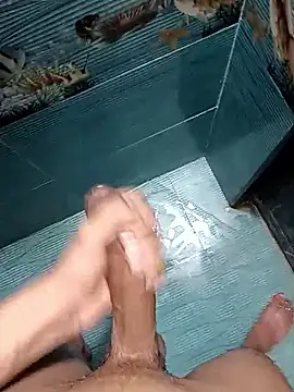 Snapshot of Mr_joh chatting on 02-08-26, 09:13 Mr joh online show from 02-08-26, 09:13