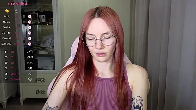 littlevildevil online show from 10-25-25, 10:34