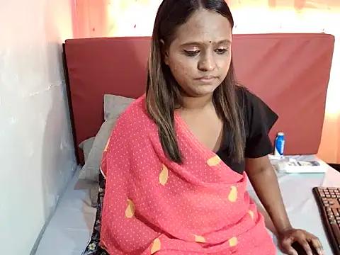 Snapshot of Indian_sunshine chatting on 01-24-25, 06:14 Indian sunshine online show from 01-24-25, 06:14