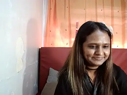Snapshot of Indian_sunshine chatting on 02-14-25, 01:29 Indian sunshine online show from 02-14-25, 01:29