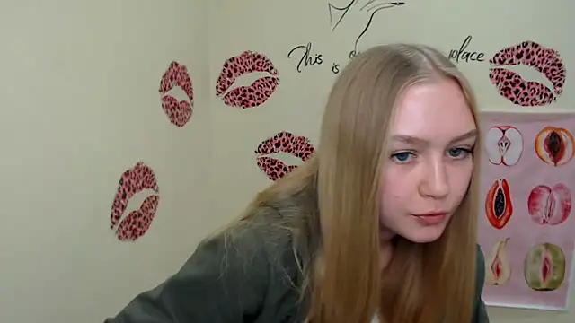 MademoiselleCl online show from 01-04-25, 10:38