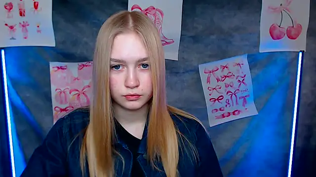 Snapshot of MademoiselleCl chatting on 02-20-26, 01:33 MademoiselleCl online show from 02-20-26, 01:33