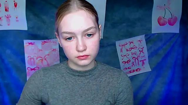 Snapshot of MademoiselleCl chatting on 02-21-26, 07:04 MademoiselleCl online show from 02-21-26, 07:04