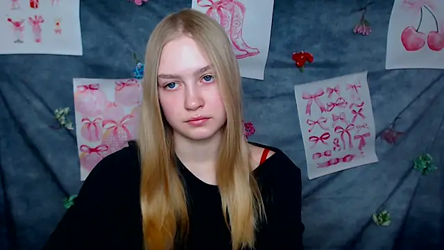 Snapshot of MademoiselleCl chatting on 03-16-26, 11:14 MademoiselleCl online show from 03-16-26, 11:14