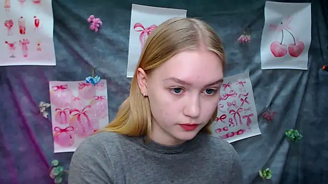 Snapshot of MademoiselleCl chatting on 03-27-26, 07:14 MademoiselleCl online show from 03-27-26, 07:14