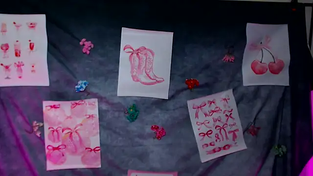 Snapshot of MademoiselleCl chatting on 03-27-26, 08:26 MademoiselleCl online show from 03-27-26, 08:26