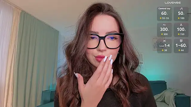 Oh My Dianee online show from 03-19-26, 07:01