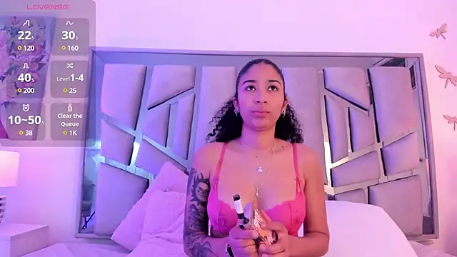  lanna jhonson  online show from 12-30-24, 11:59