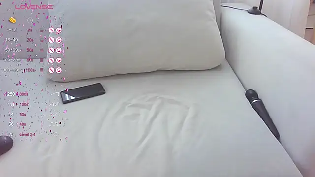 Juicymilfpussy online show from 11-14-25, 07:40