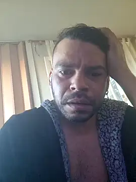 Snapshot of BombomNutela36 chatting on 02-01-25, 04:11 BombomNutela36 online show from 02-01-25, 04:11