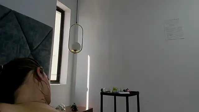 Snapshot of Lizz_Luna chatting on 01-20-25, 07:25 Lizz Luna online show from 01-20-25, 07:25