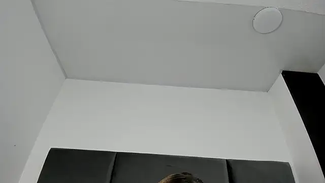 Snapshot of Lizz_Luna chatting on 09-12-25, 02:06 Lizz Luna online show from 09-12-25, 02:06