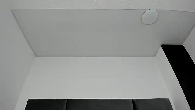 Snapshot of Lizz_Luna chatting on 09-20-25, 02:29 Lizz Luna online show from 09-20-25, 02:29