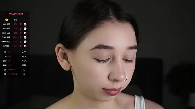 AislyEmbury online show from 03-04-25, 07:22