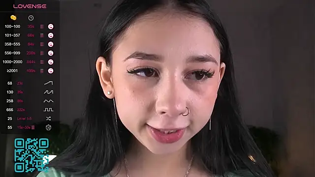 AislyEmbury online show from 10-14-25, 05:52