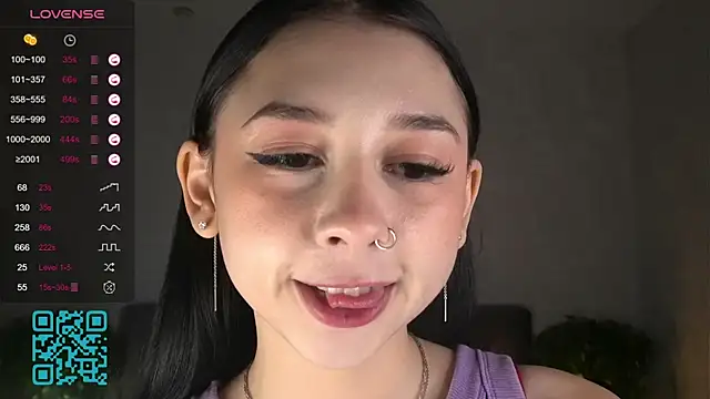 AislyEmbury online show from 10-17-25, 06:05