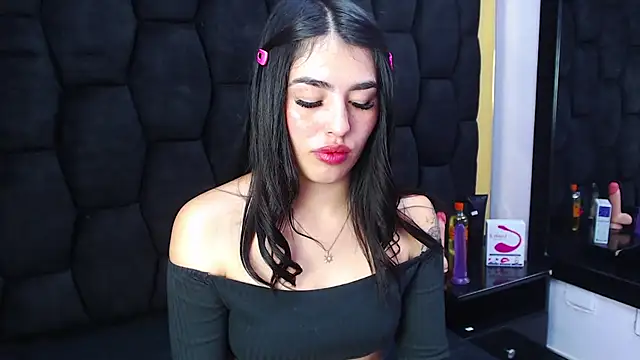 Mia Charlothe online show from 02-01-25, 07:05