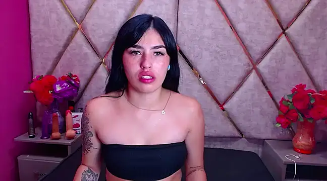 Mia Charlothe online show from 03-04-25, 05:53