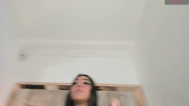 Snapshot of Oliviaa_Evans chatting on 03-12-25, 01:51 Oliviaa Evans online show from 03-12-25, 01:51